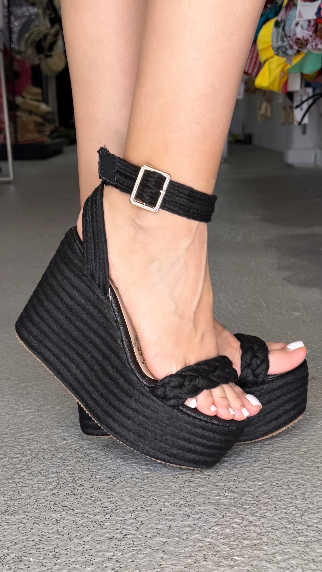 Little titi sandals