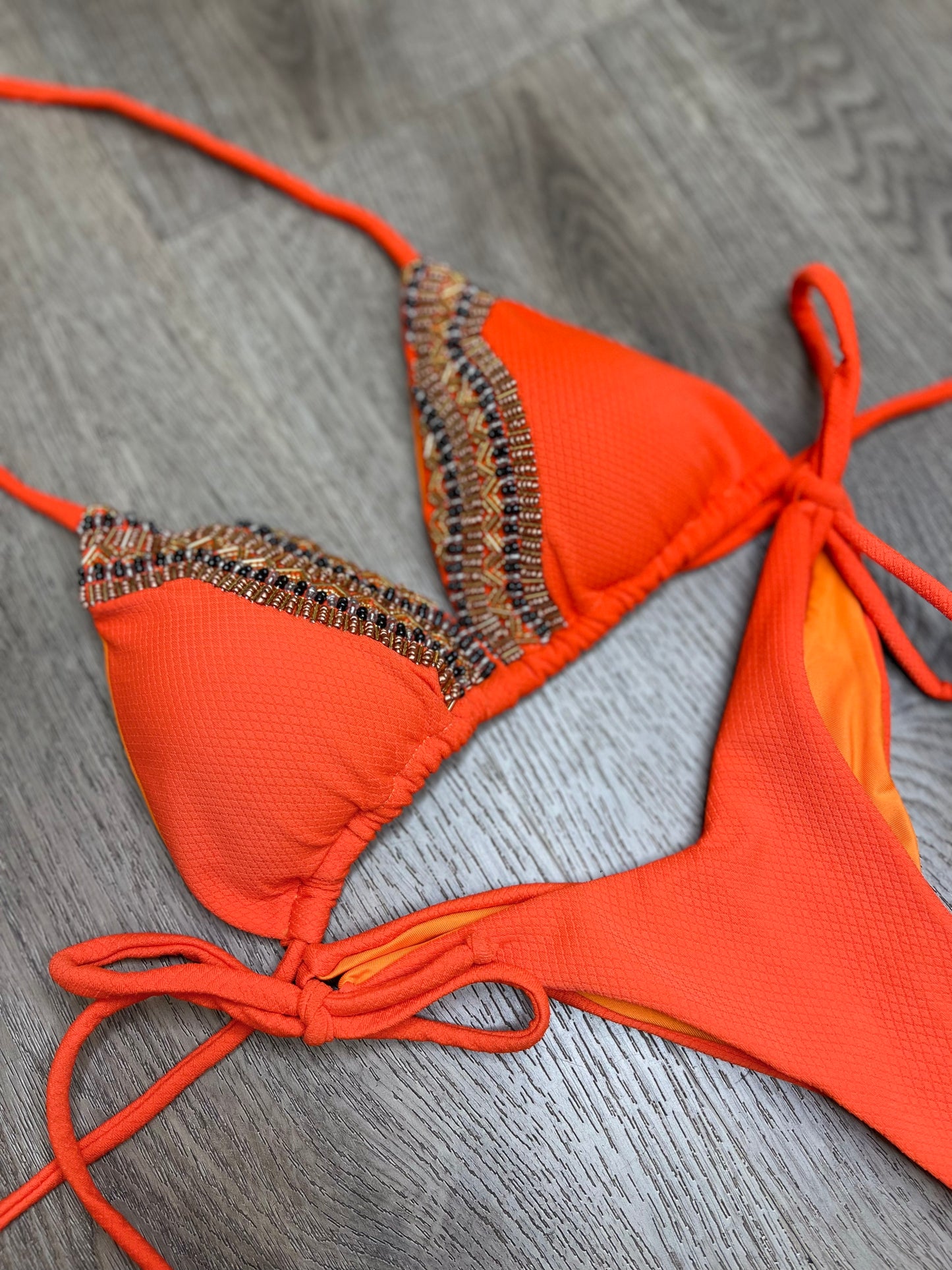 Vee bikini set