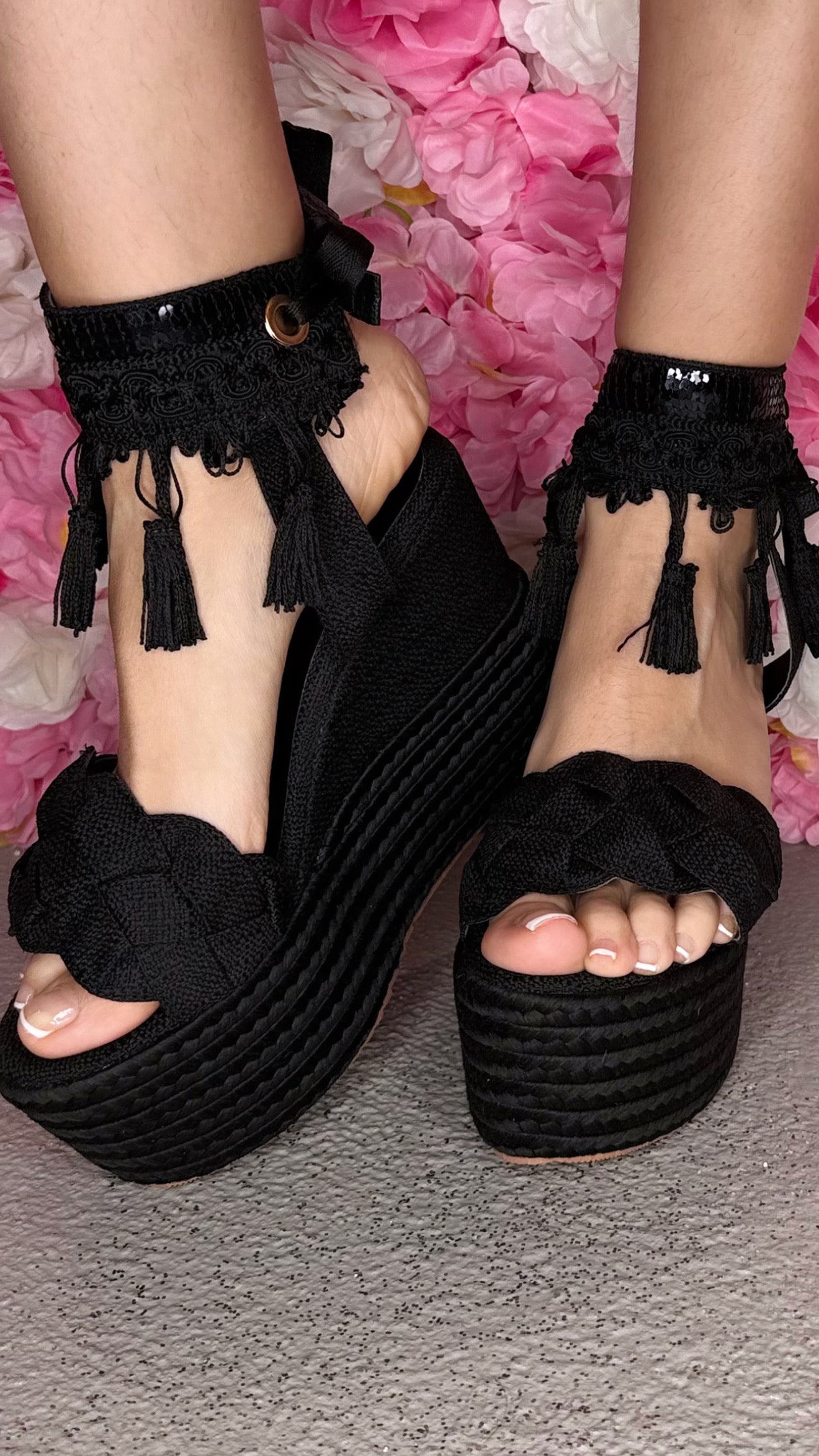 Pompom platform