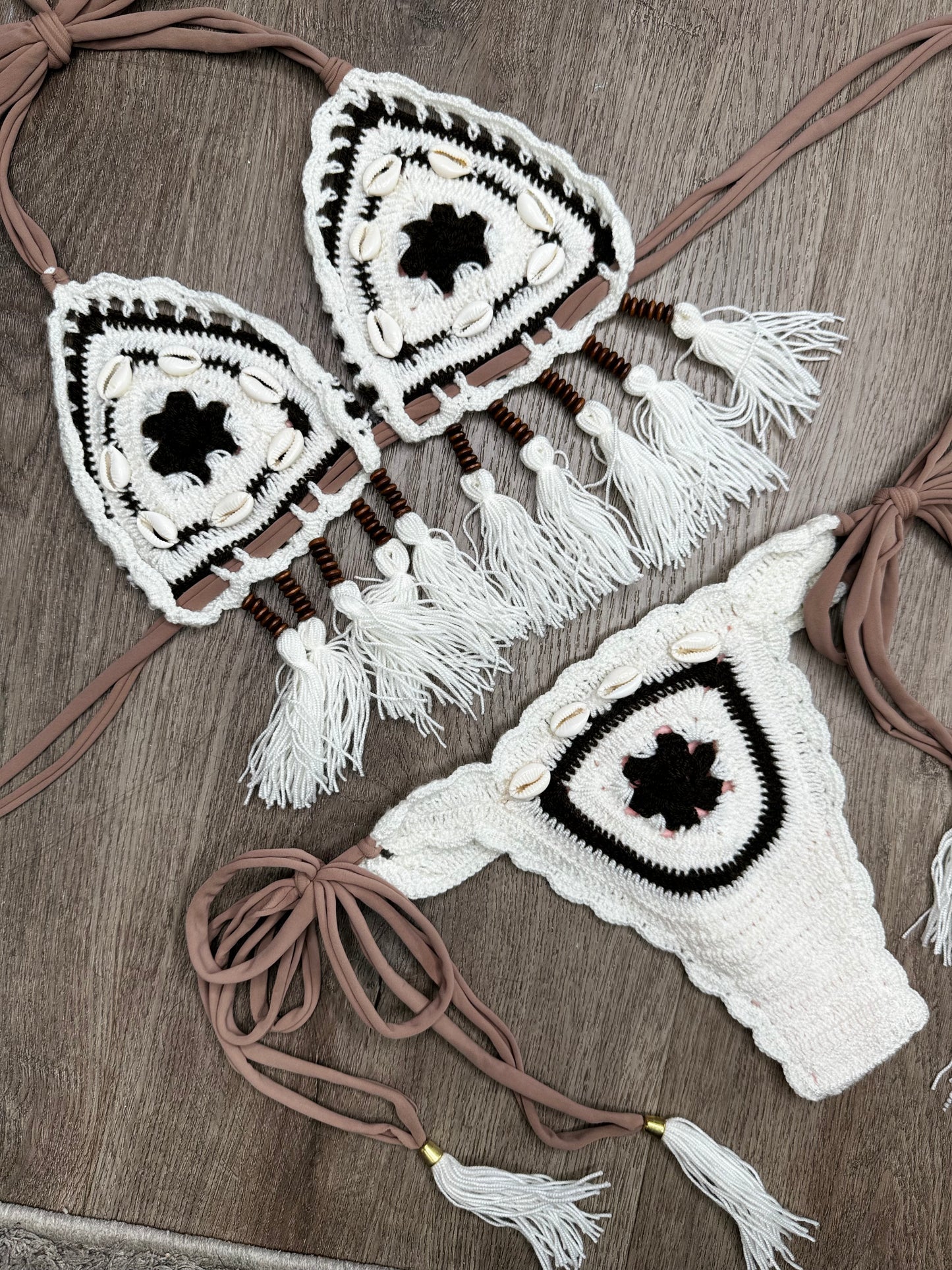 Lucky crochet bikini set