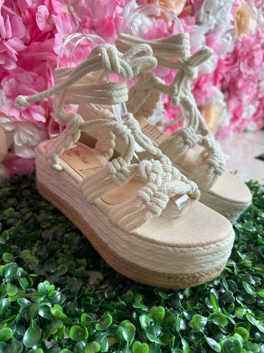 Renata macrame sandals