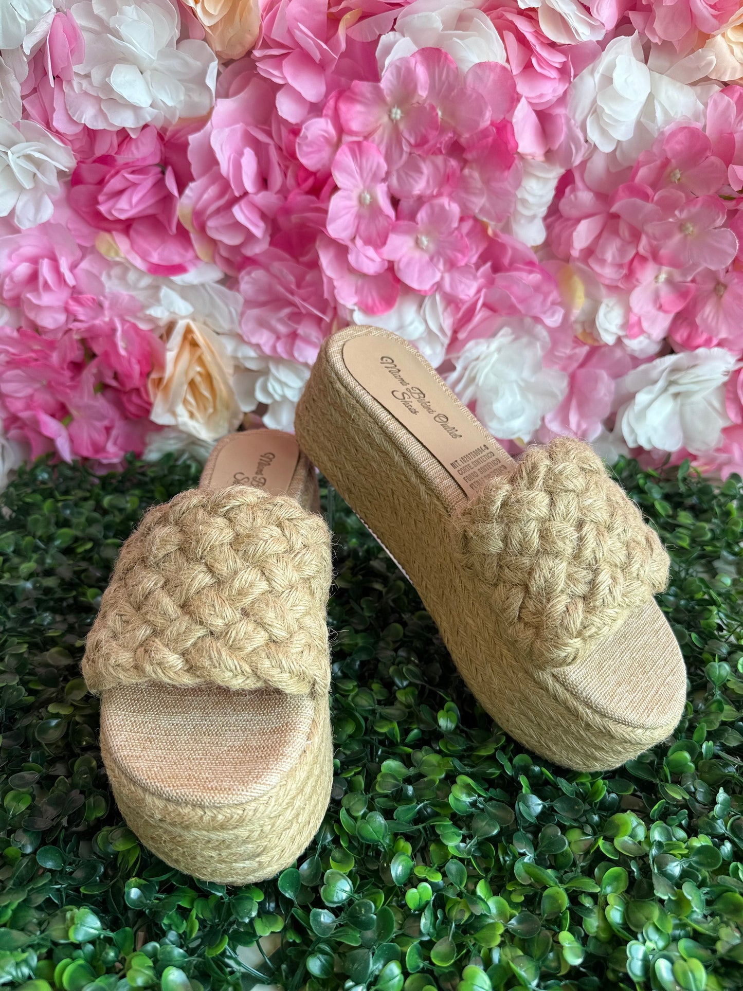 Brady platforms