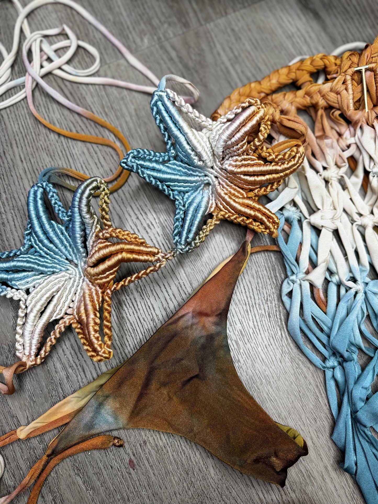 Corinto bikini and skirt set