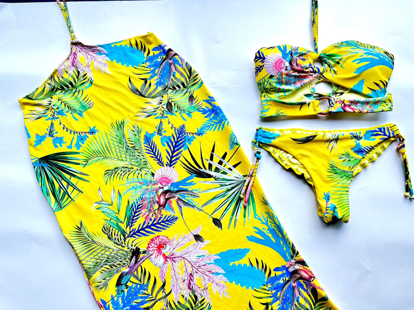 Trio Kathe Bikini and cover up set