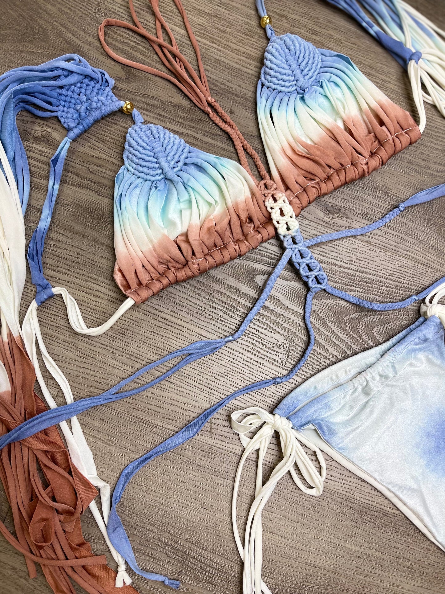 Apple 3 piece bikini set