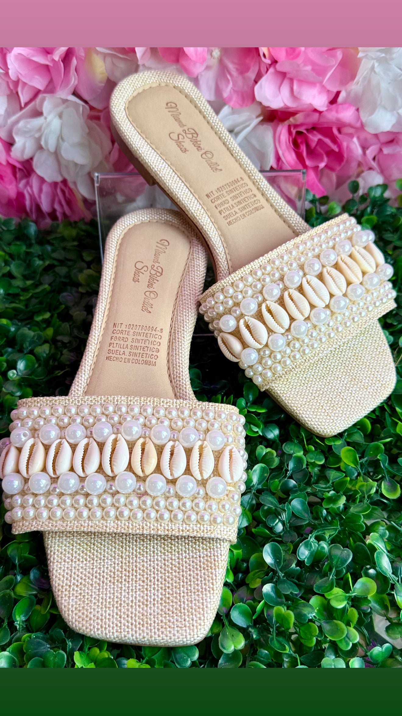 Conchita flats