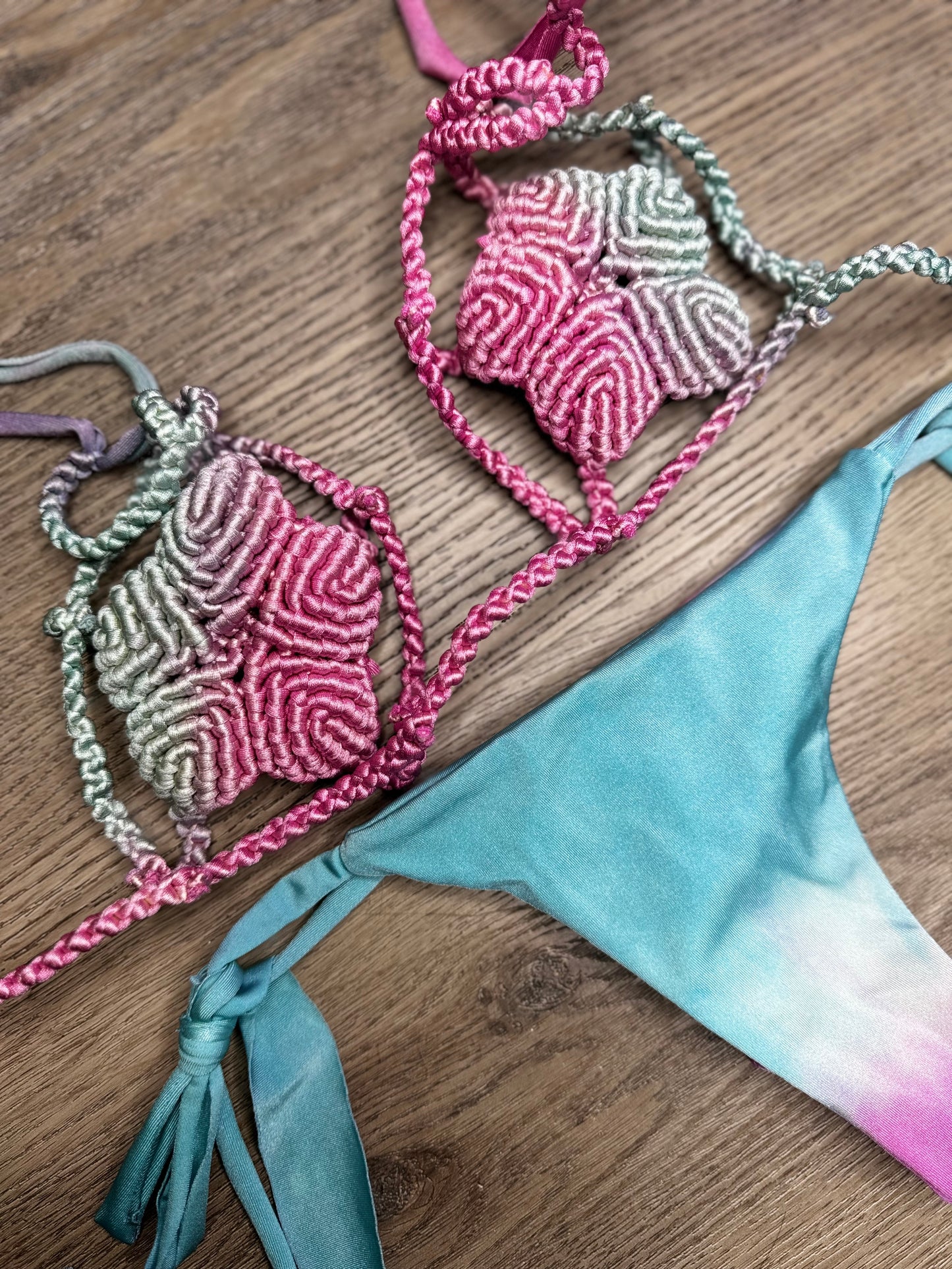 Rose bikini set