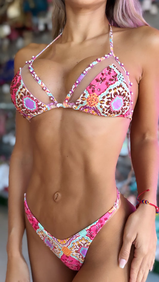 Vee Lovers Two Piece