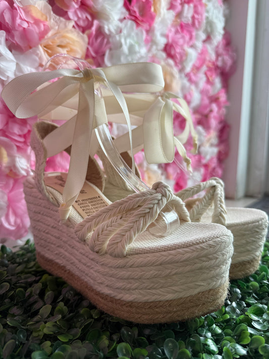 Lolita platform